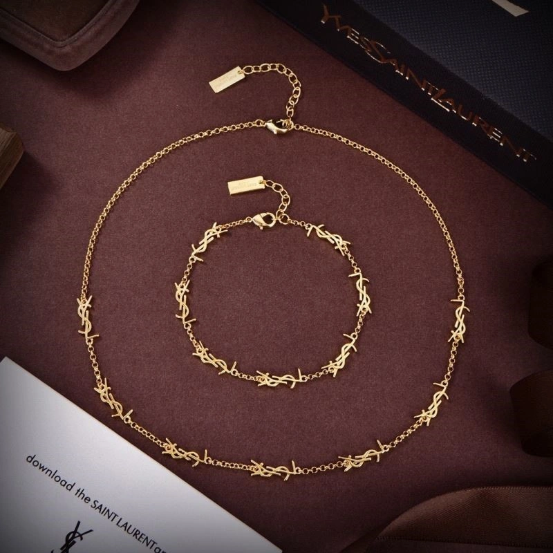 Ysl Necklaces Lightweight 208192