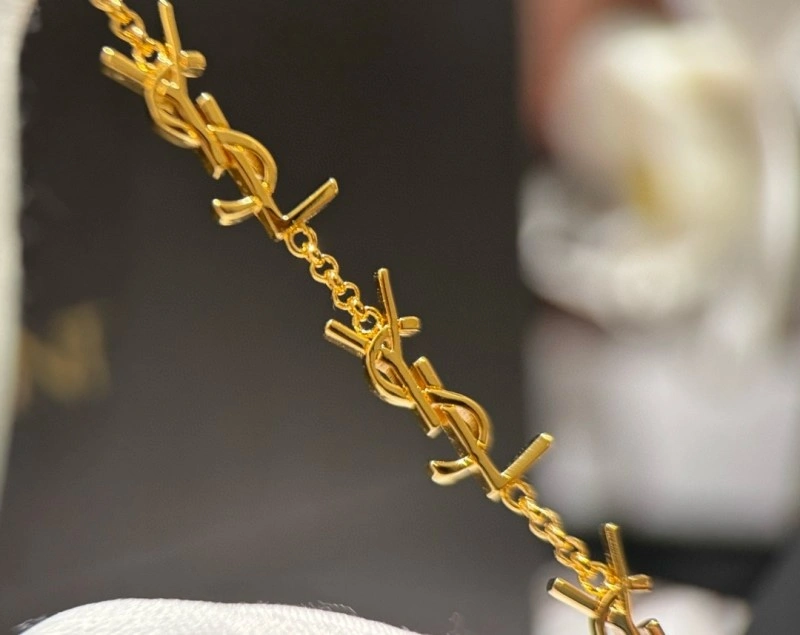 Ysl Necklaces Sporty 207463