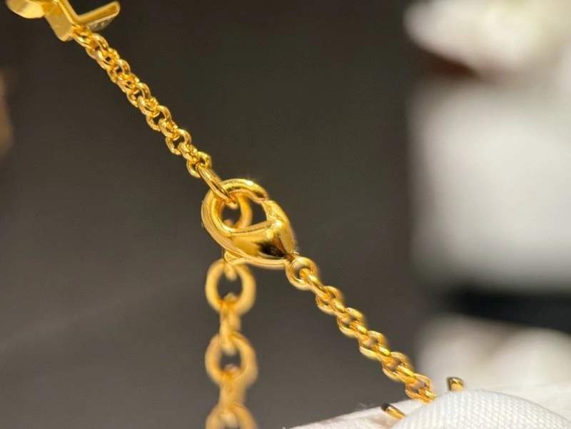 Ysl Necklaces Sporty 207463