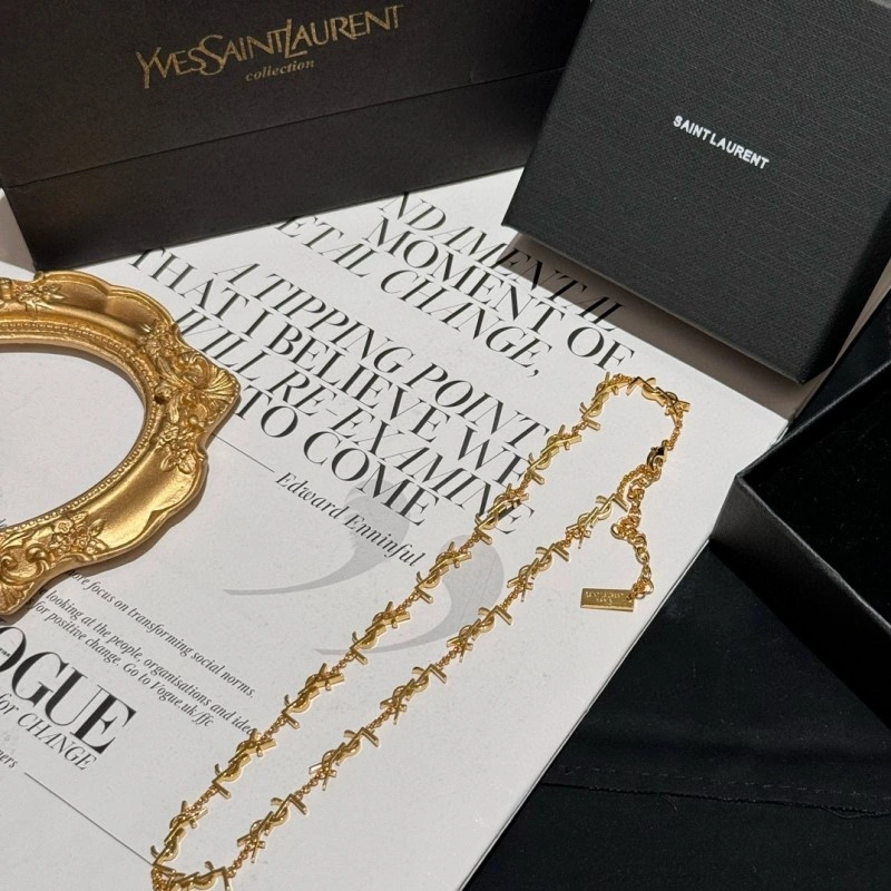 Ysl Necklaces Sporty 207463