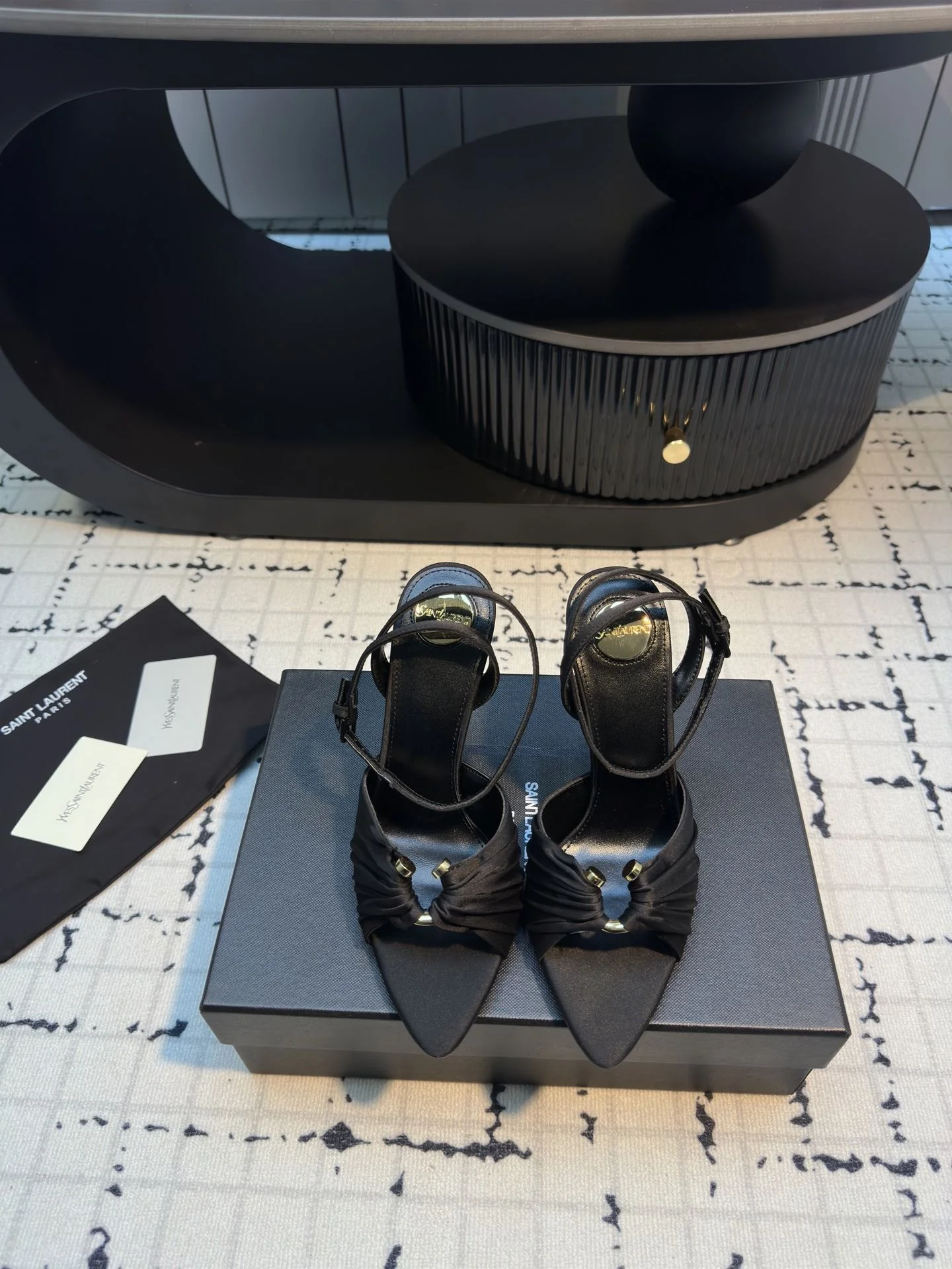 Ysl Sandals FreshLook 7095