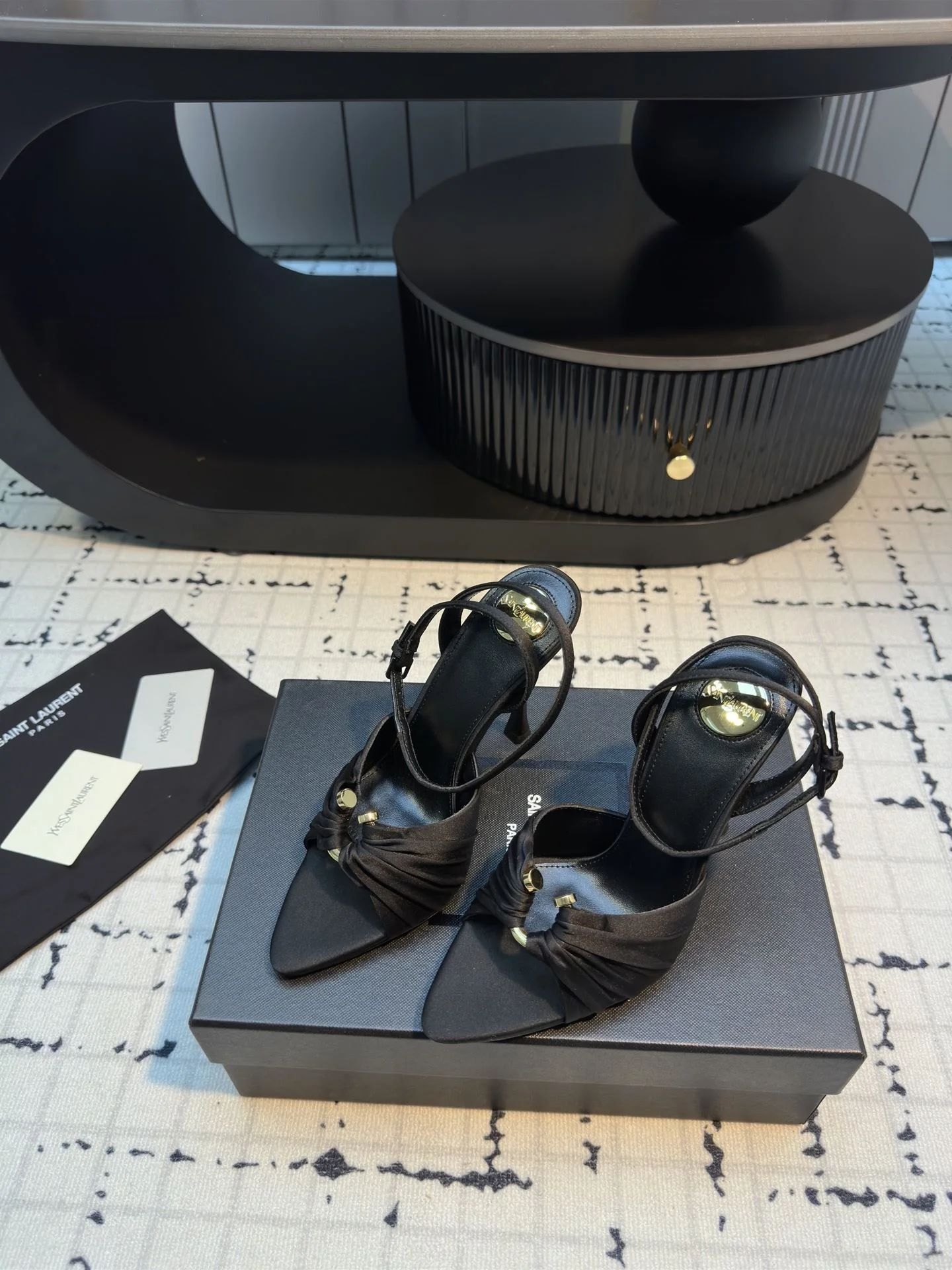 Ysl Sandals FreshLook 7095