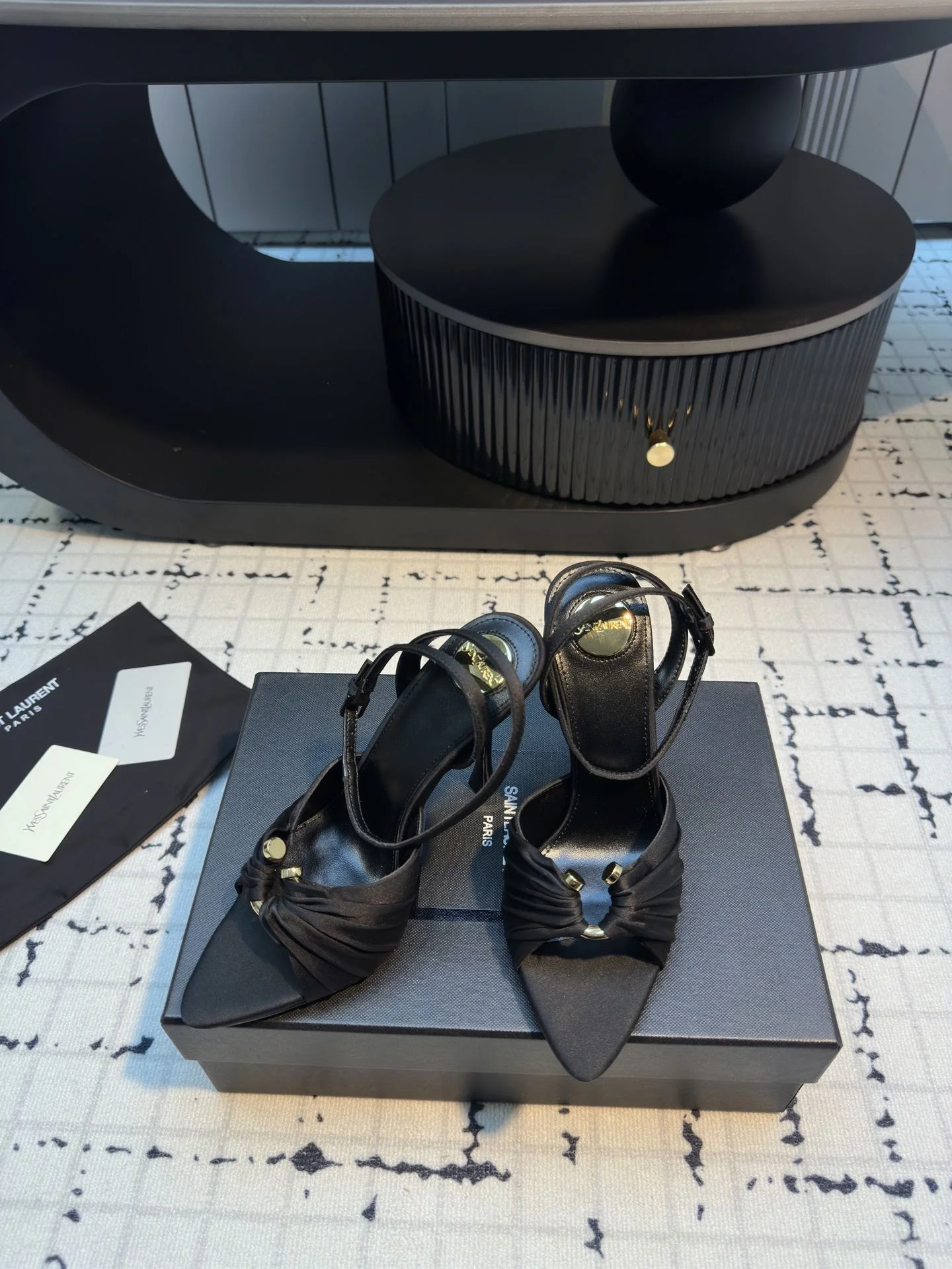Ysl Sandals FreshLook 7095