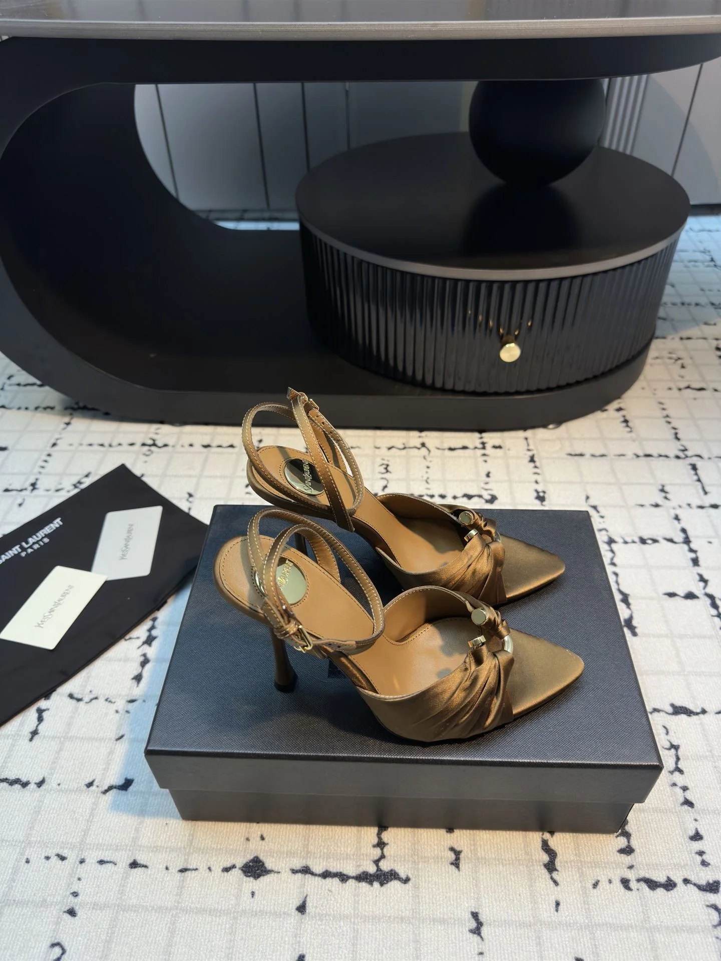 Chic Ysl Sandals 7073
