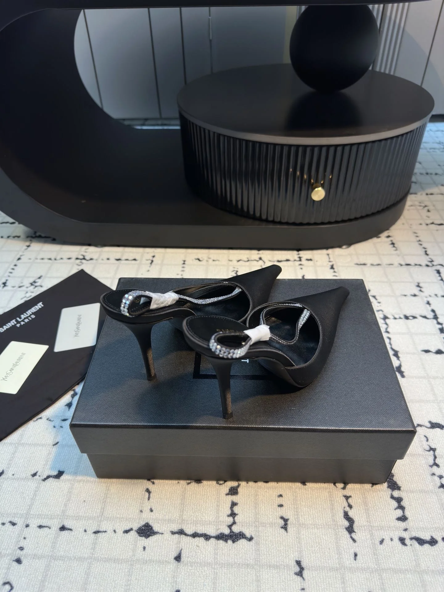 Refined Ysl Sandals 7044