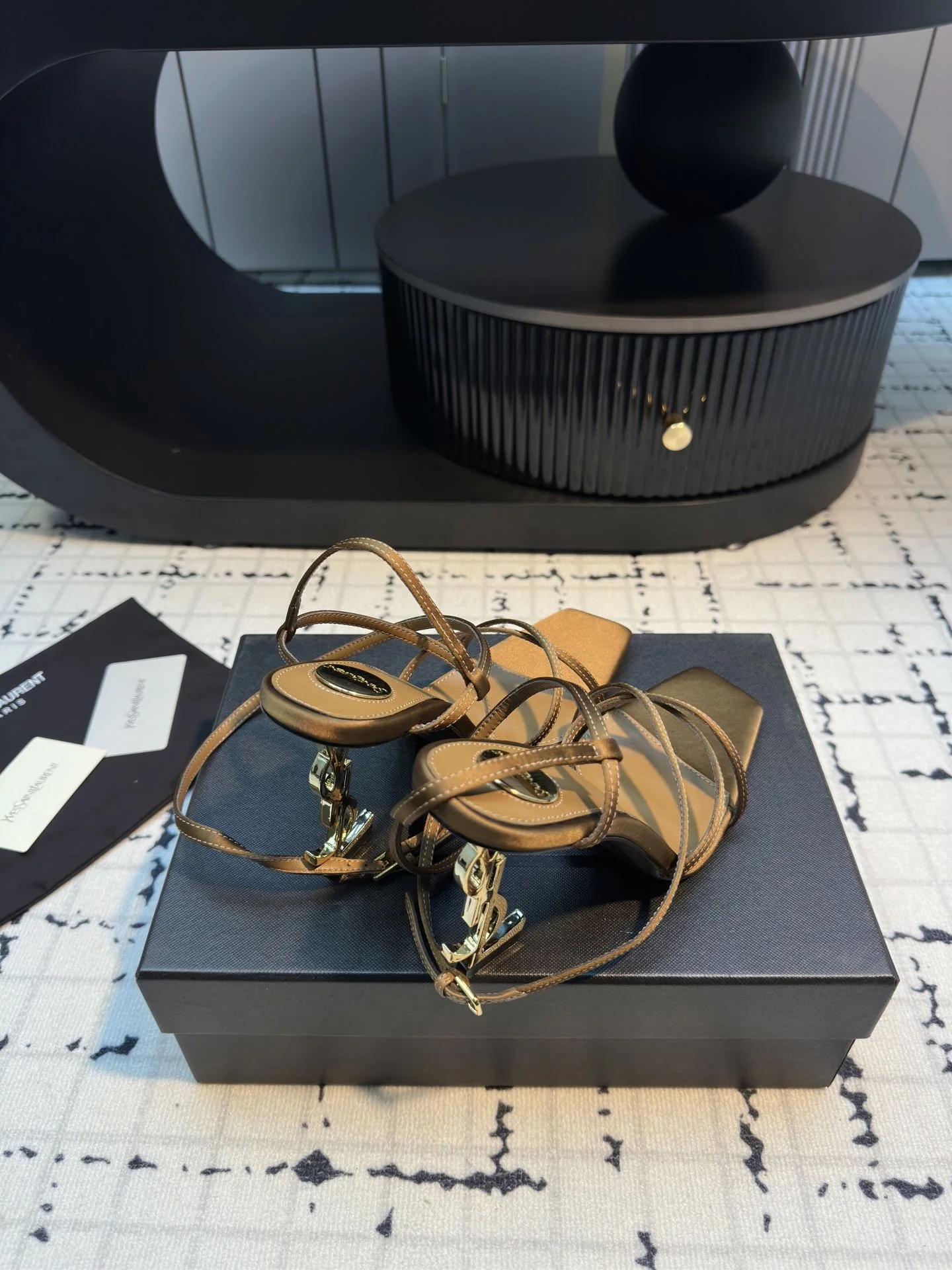 Minimalist Ysl Sandals 7047