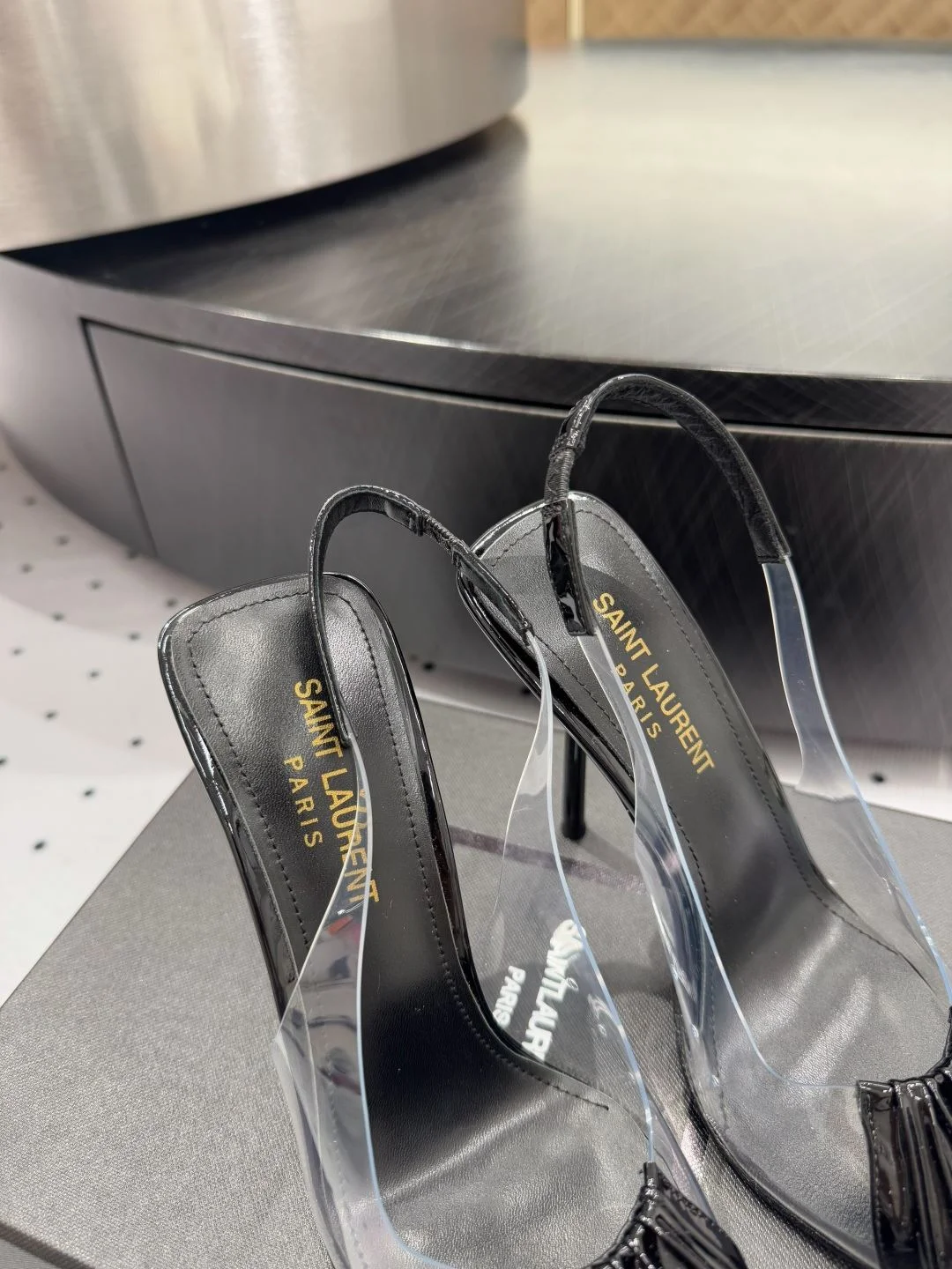 Functional Ysl Sandals 7032