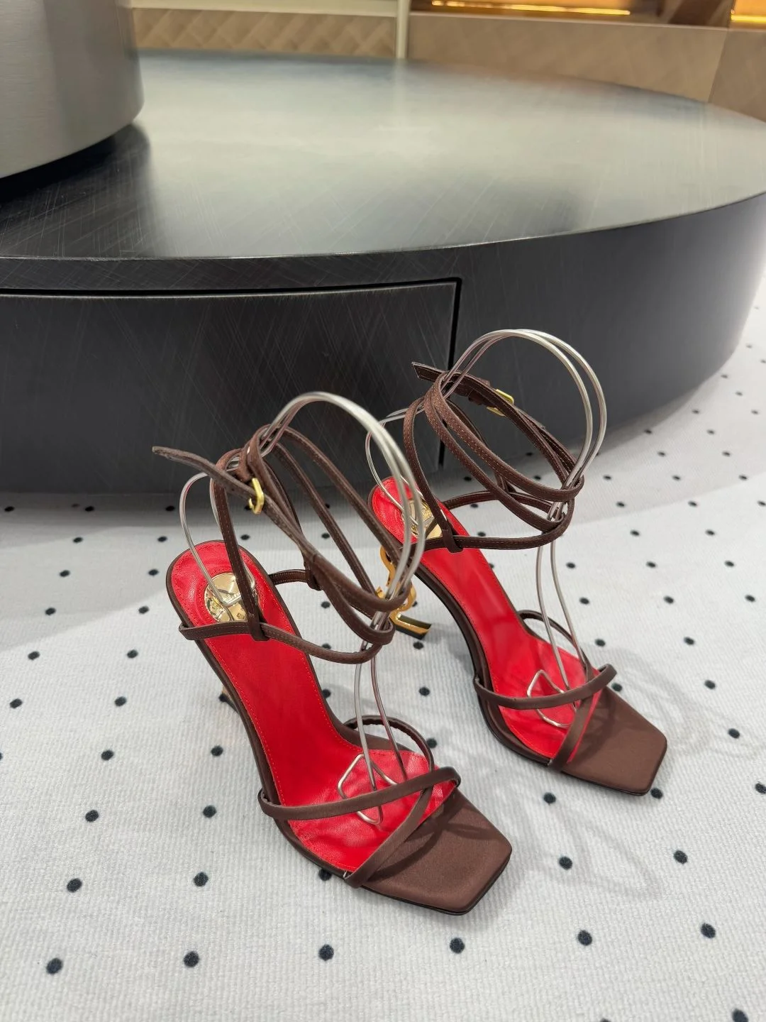 Bold Ysl Sandals 7050