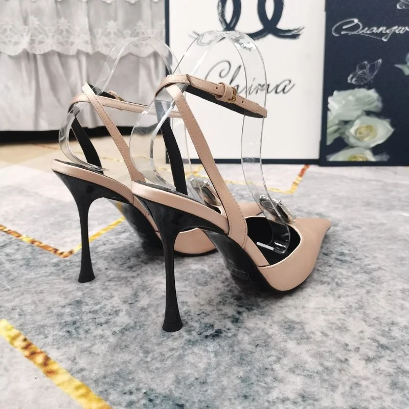 RelaxedFit Ysl Sandals 11111