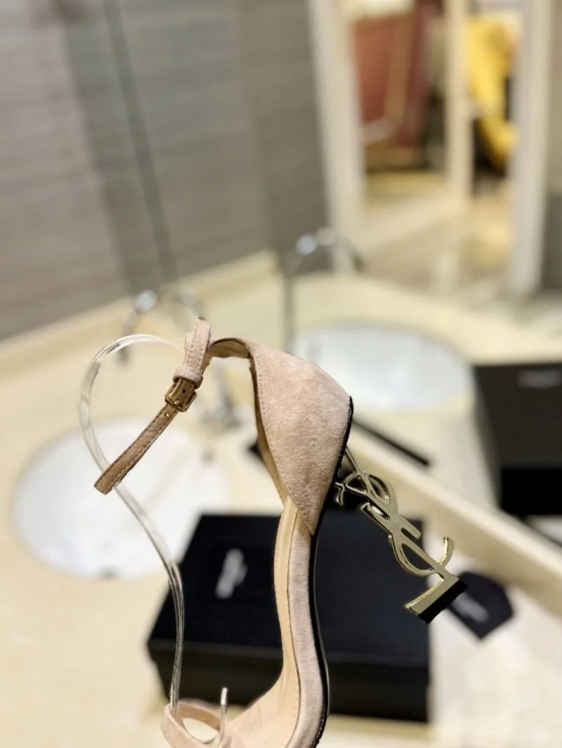 Ysl Sandals Attractive 11059