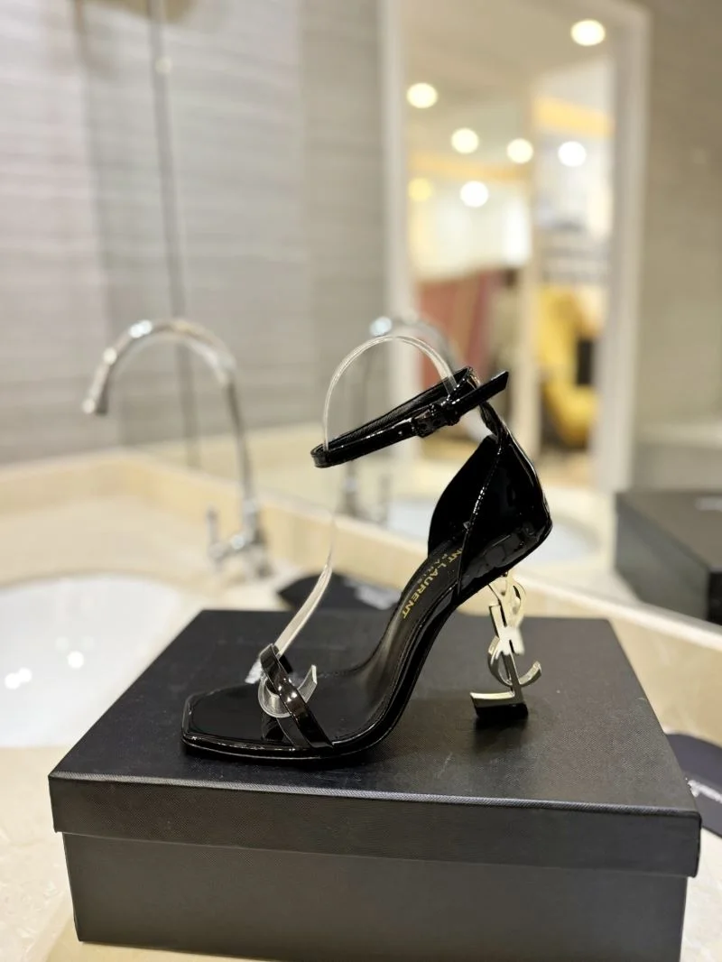 Ysl Sandals Supportive 11054