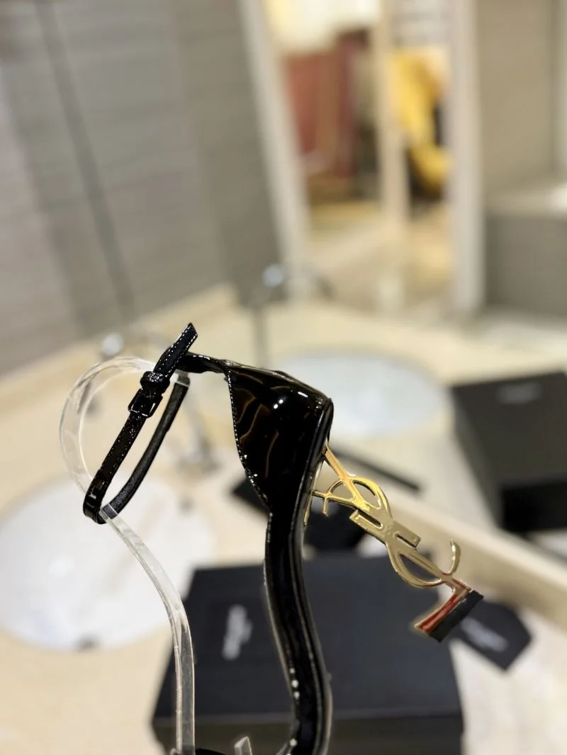Ysl Sandals Supportive 11054