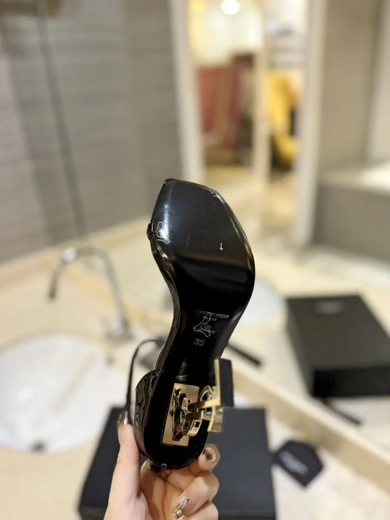 Ysl Sandals Supportive 11054