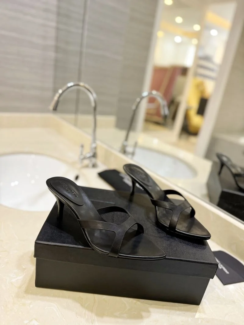 Ysl Sandals Sporty 11047
