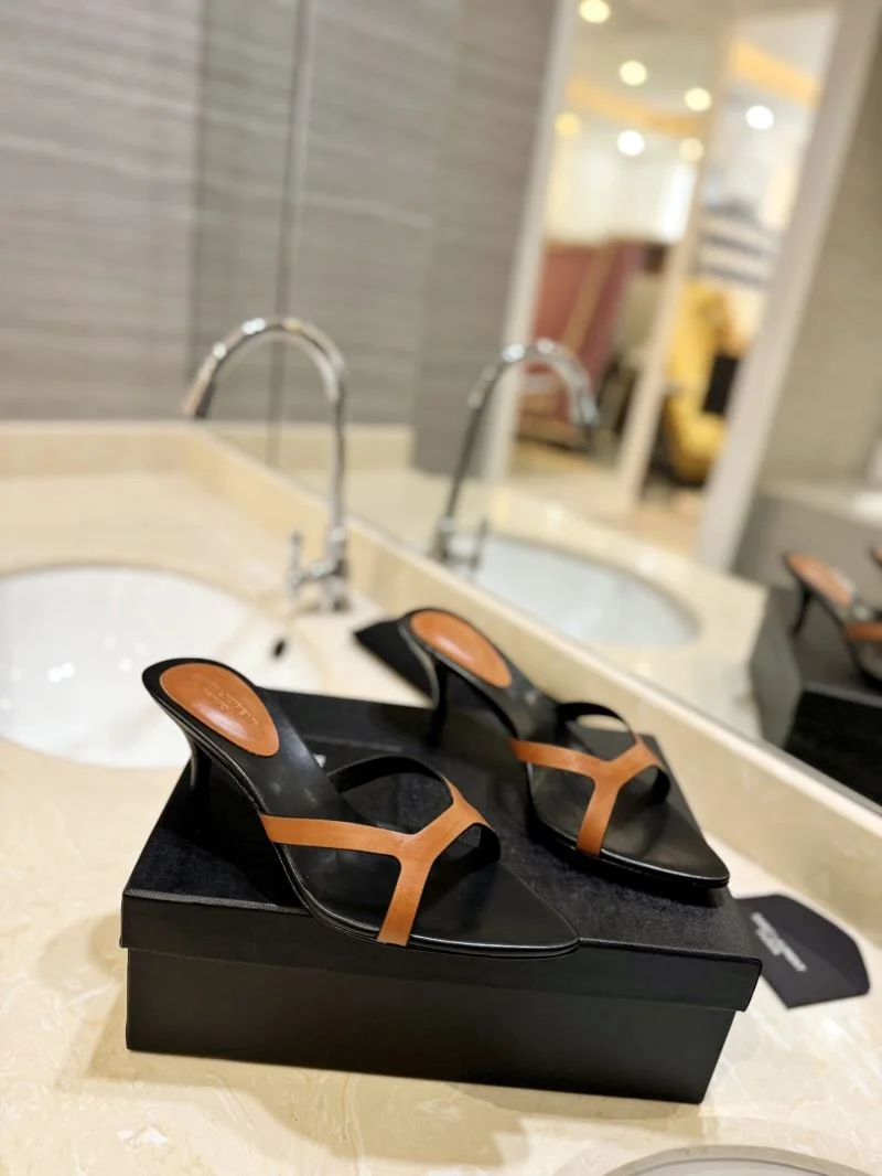 Compact Ysl Sandals 11060