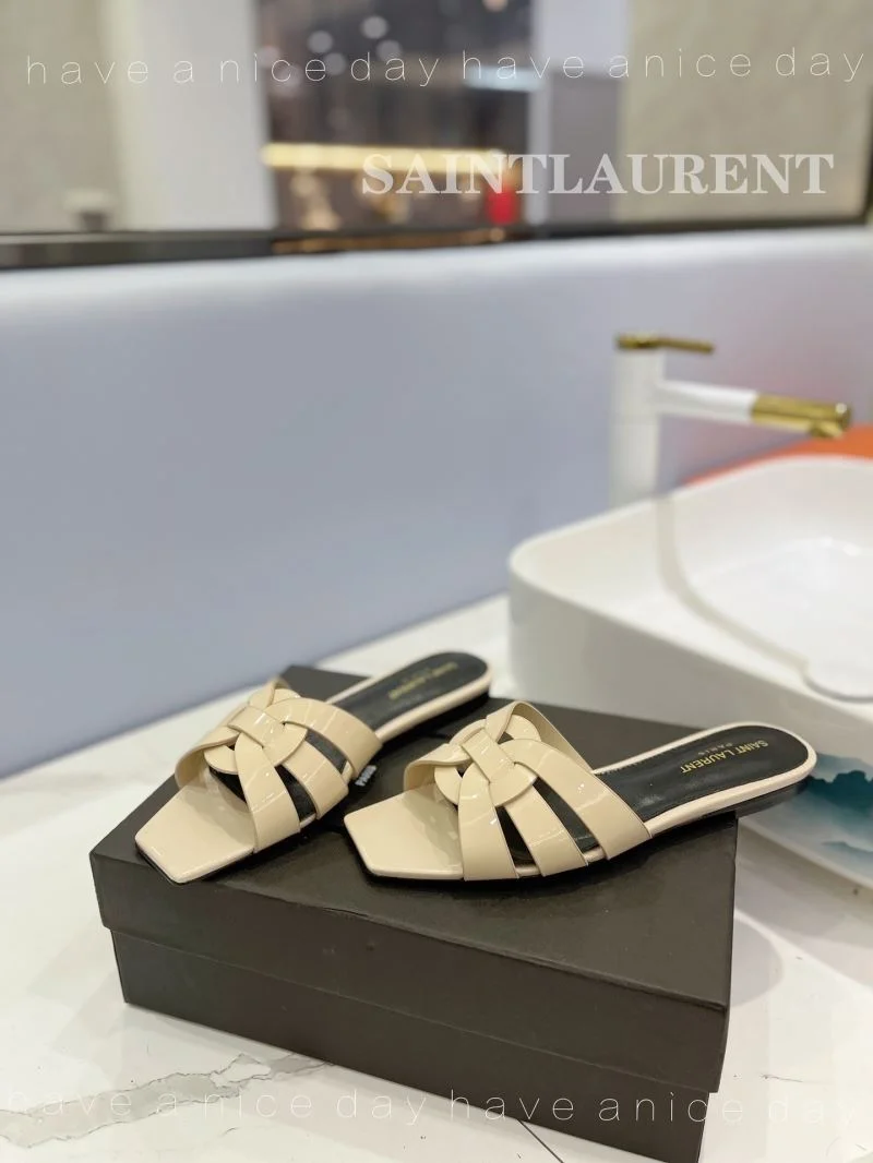 Ysl Sandals Flexible 11019