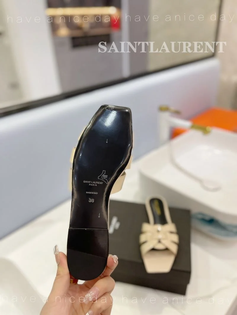 Ysl Sandals Flexible 11019
