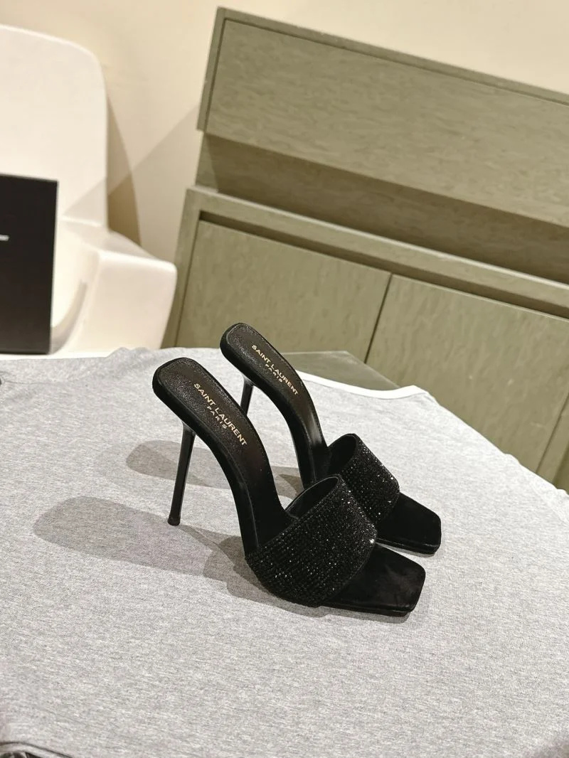 WellDesigned Ysl Sandals 11007