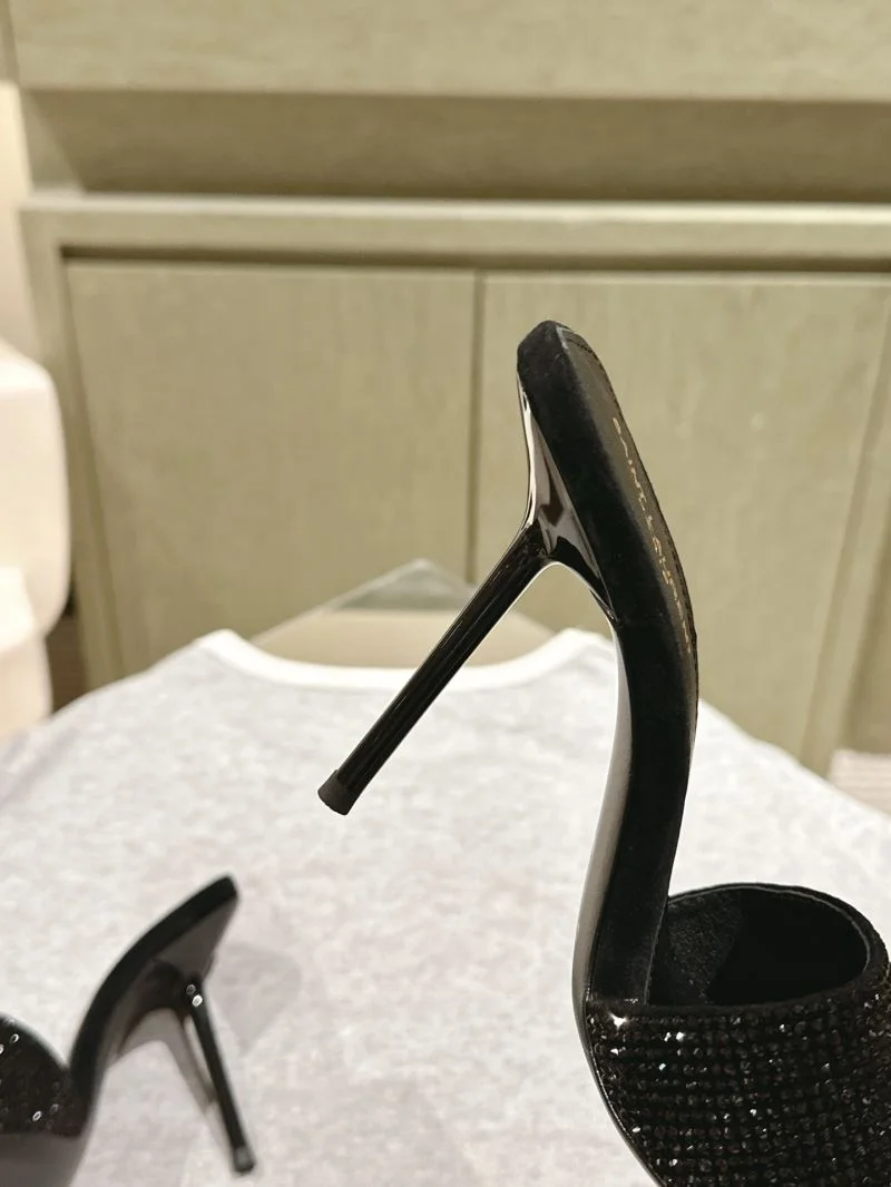 WellDesigned Ysl Sandals 11007