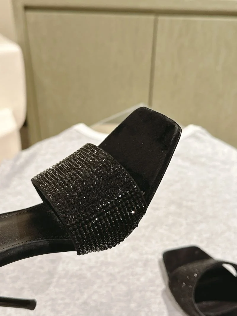 WellDesigned Ysl Sandals 11007