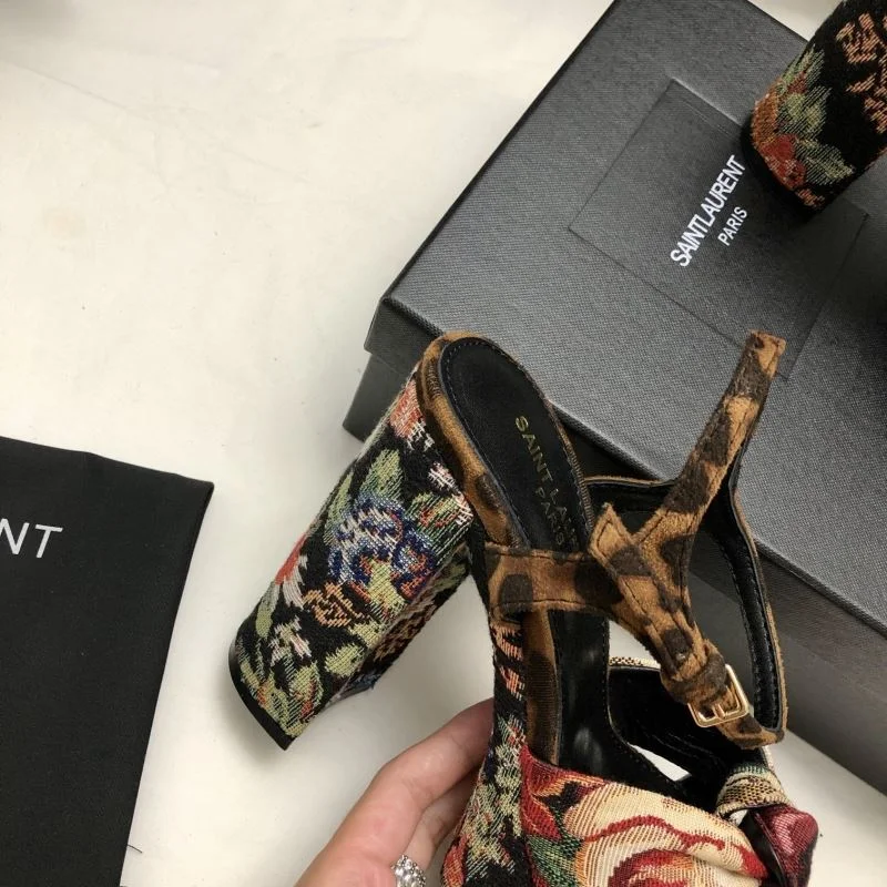 RelaxedFit Ysl Sandals 10959