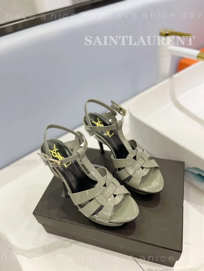 Versatile Ysl Sandals 10852