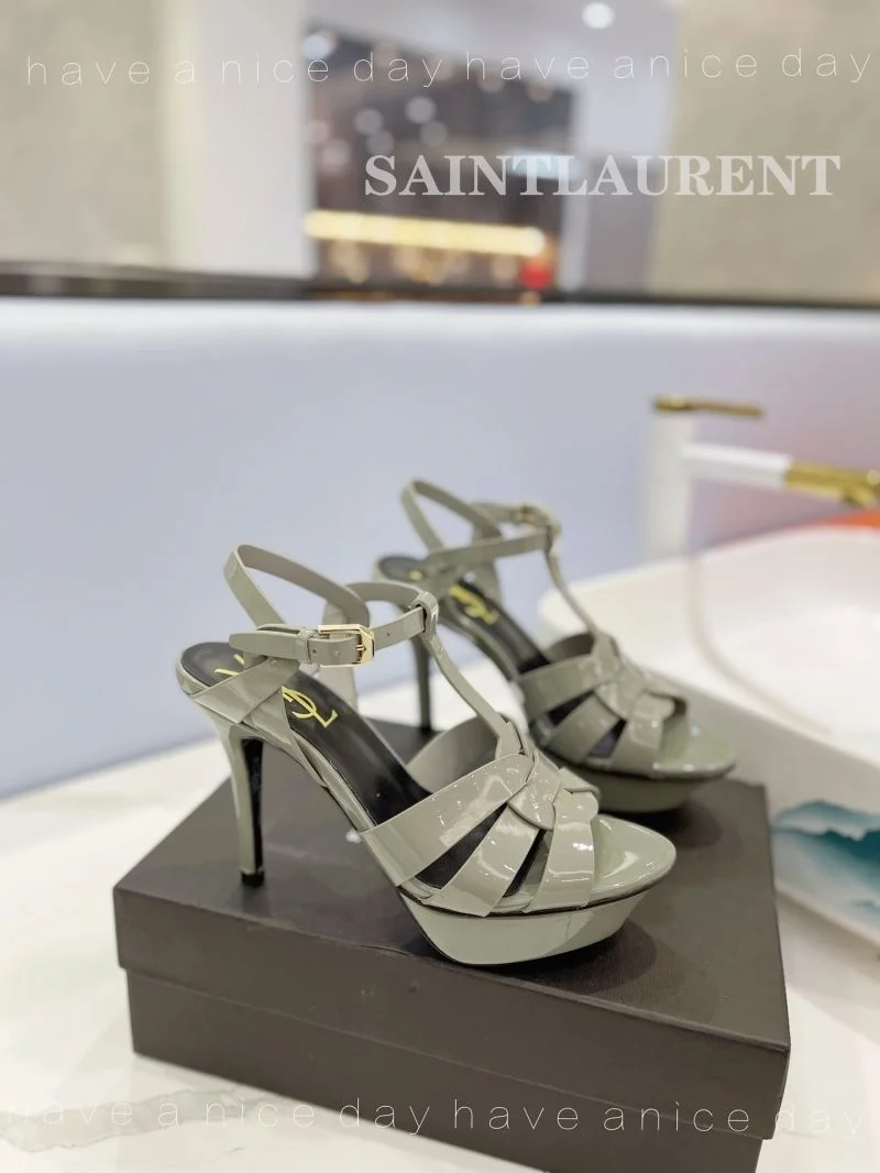 Versatile Ysl Sandals 10852