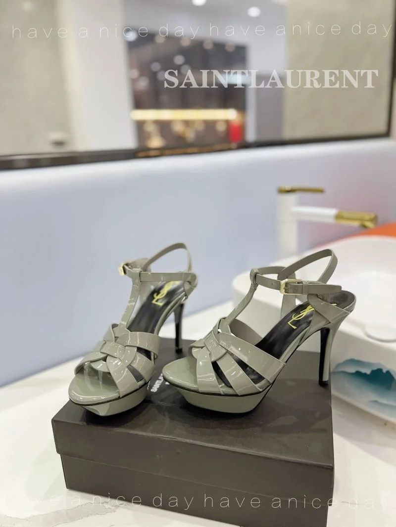 Versatile Ysl Sandals 10852
