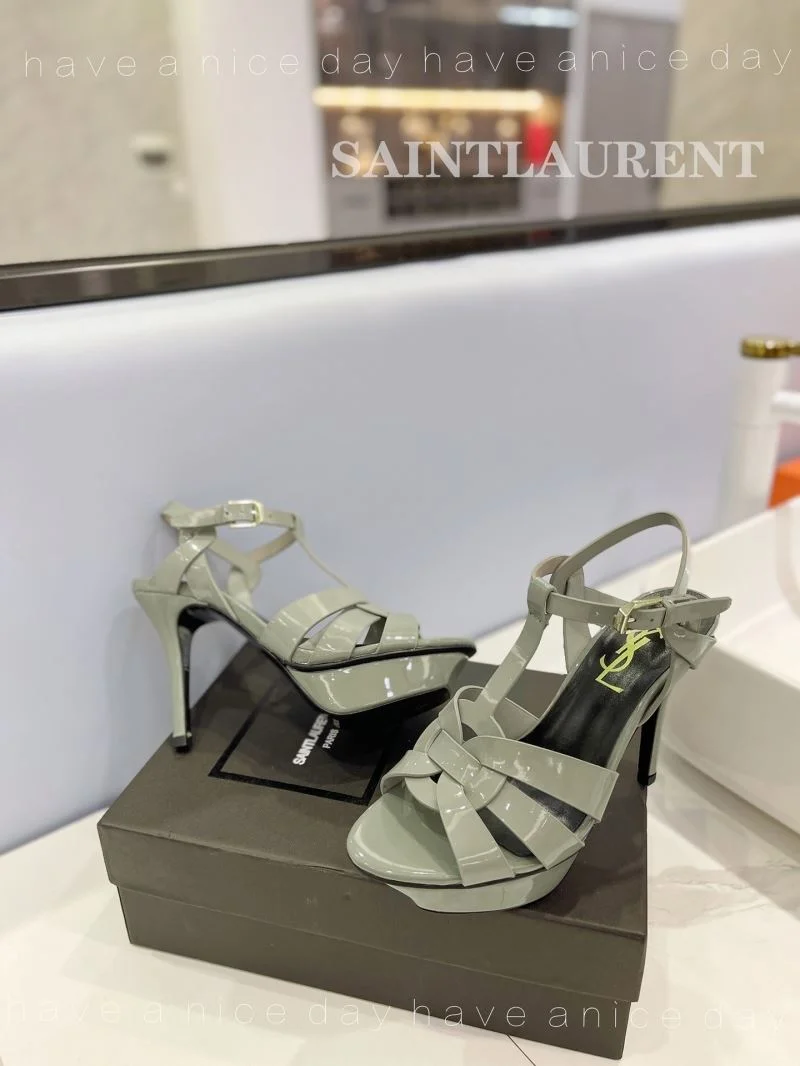 Versatile Ysl Sandals 10852
