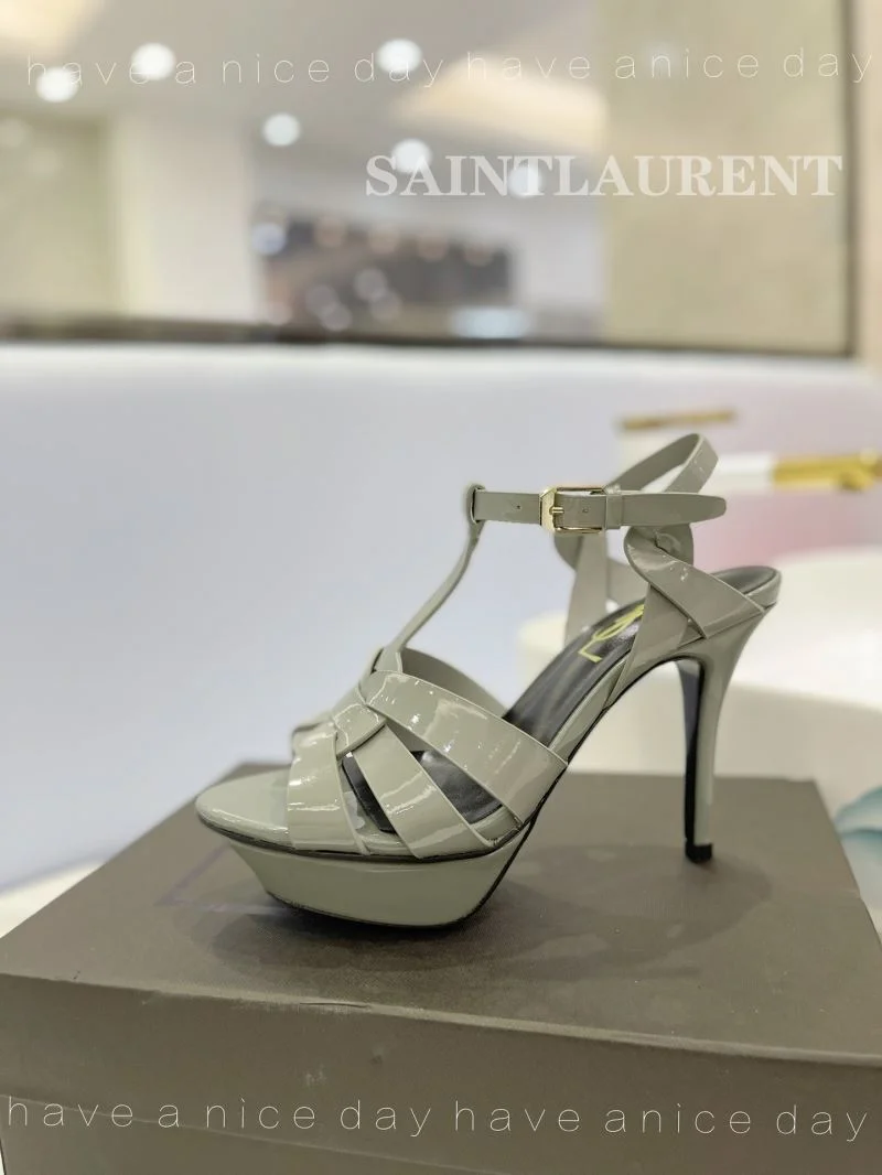 Versatile Ysl Sandals 10852