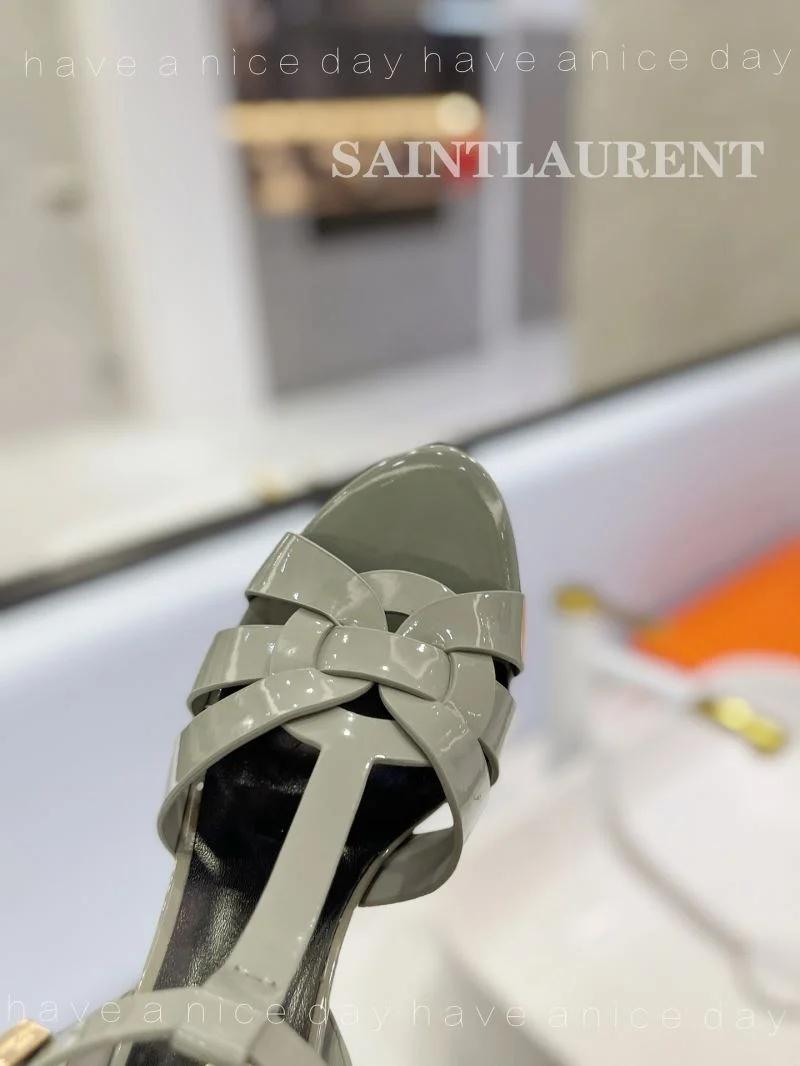 Versatile Ysl Sandals 10852