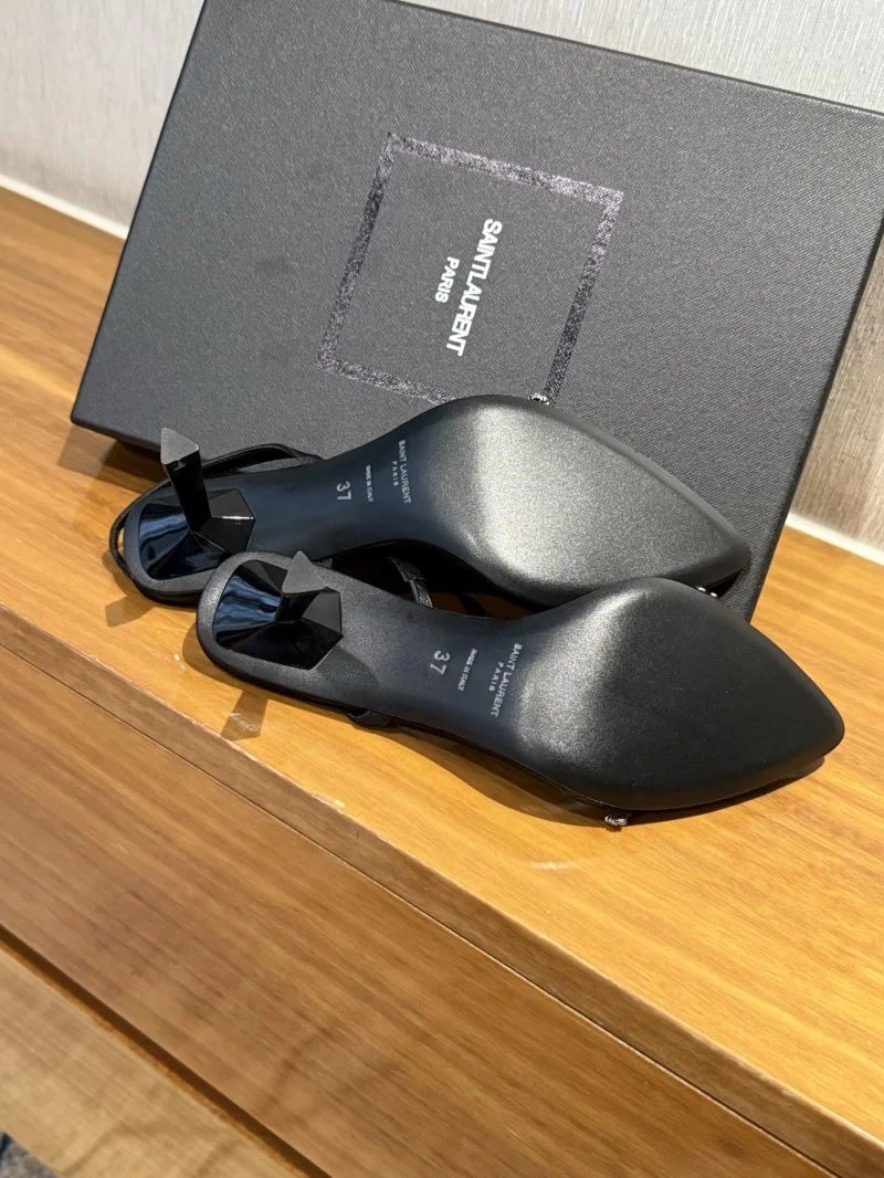 ComfortFit Ysl Sandals 10871
