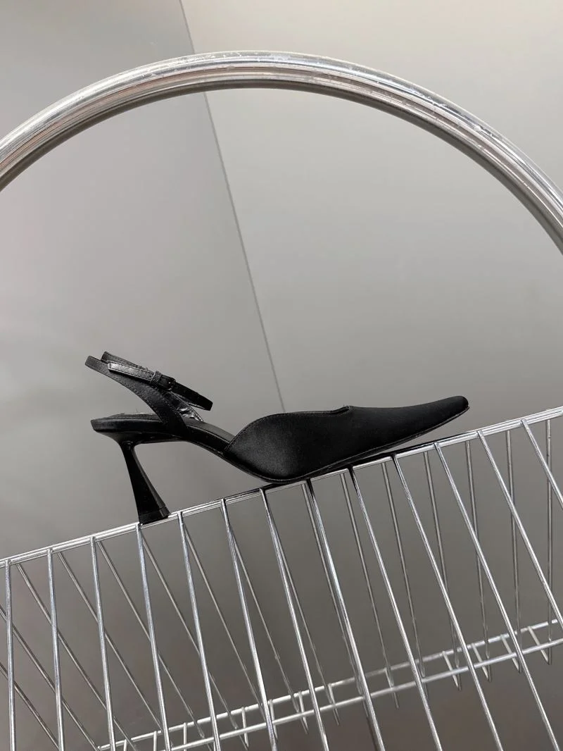 Ysl Sandals Attractive 8664