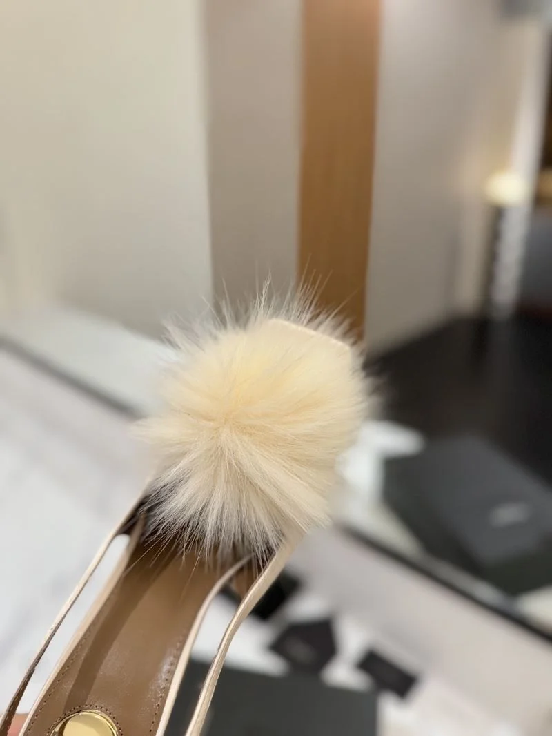 Ysl Sandals Trendy 8633