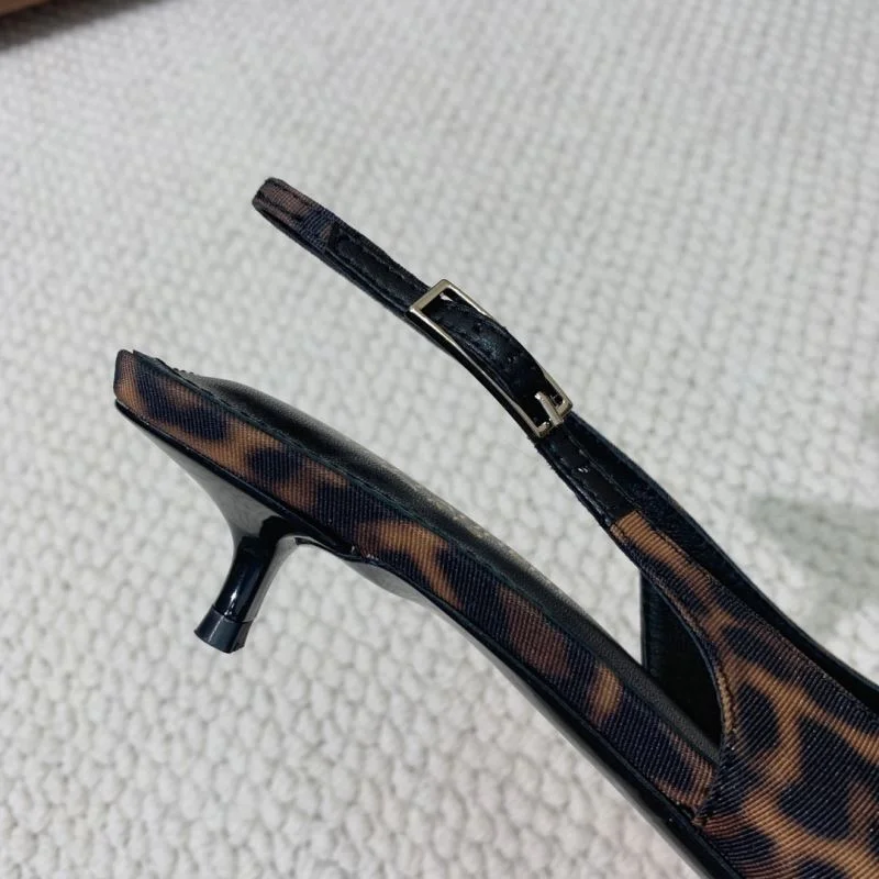 Ysl Sandals EasyMatch 8653