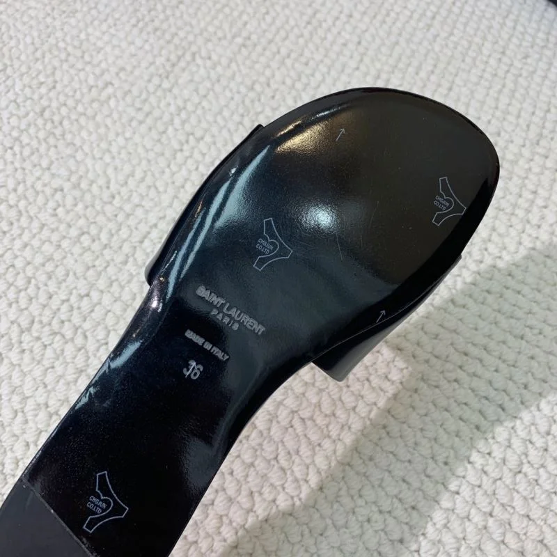 RelaxedFit Ysl Sandals 8631