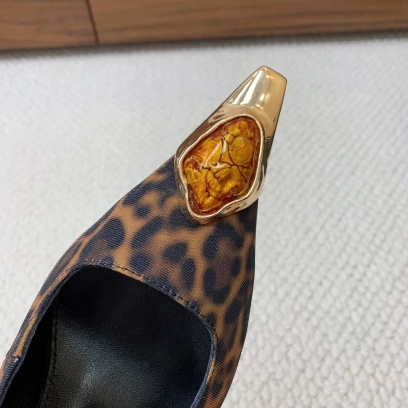 Breathable Ysl Sandals 8601