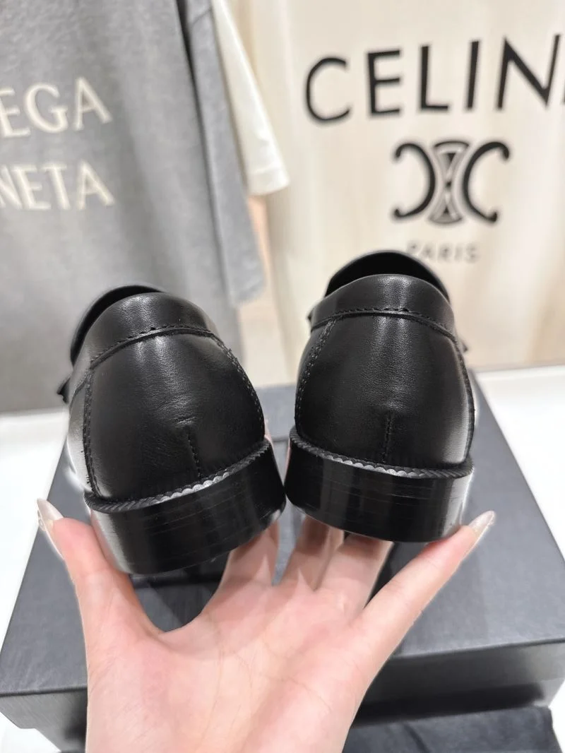 Breathable Ysl Sandals 8606