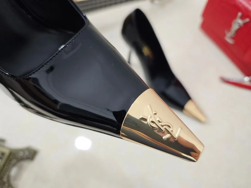 WaterResistant Ysl Sandals 15318