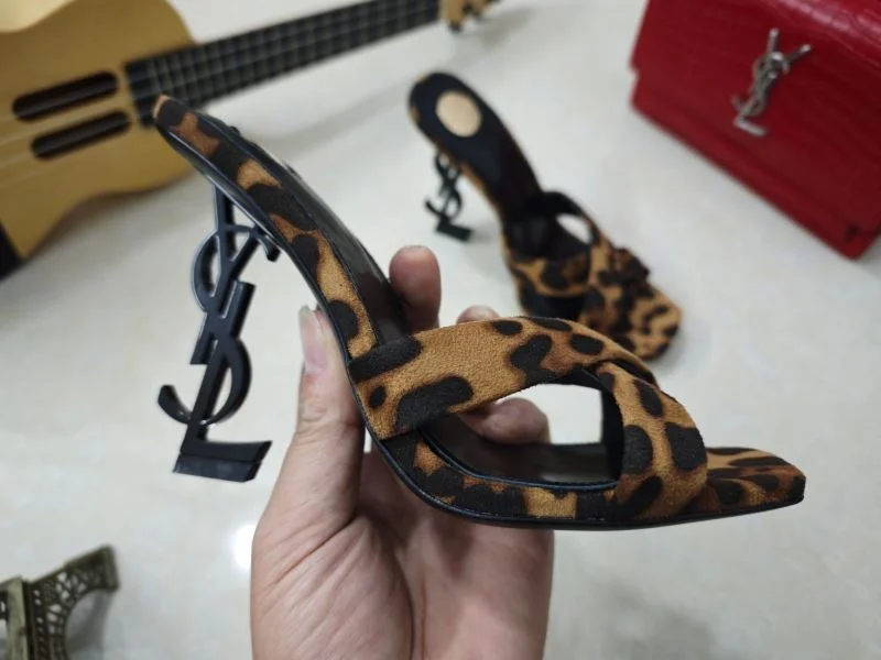 SmartChoice Ysl Sandals 15340