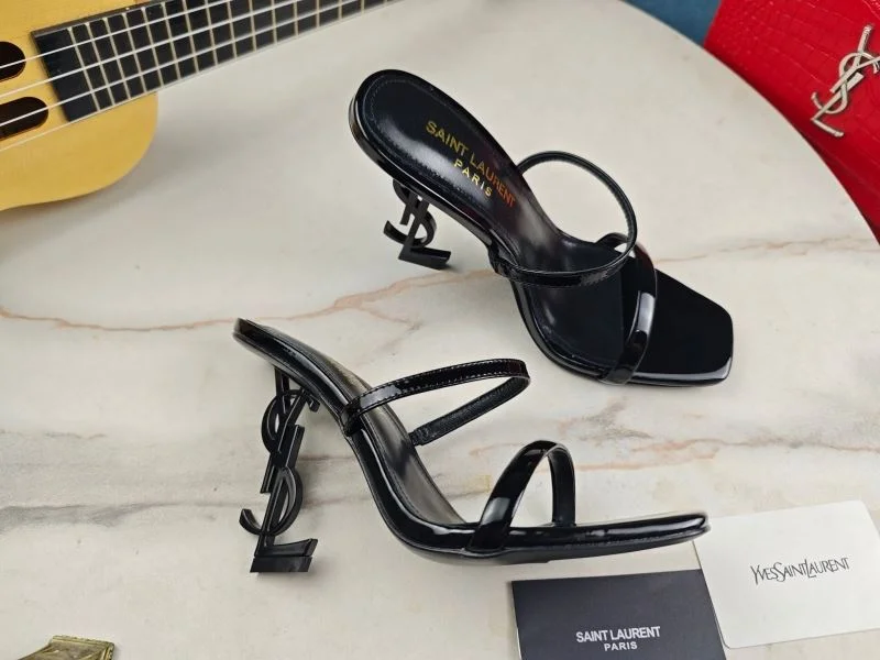 Versatile Ysl Sandals 15277