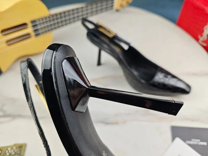 Fashionable Ysl Sandals 15282