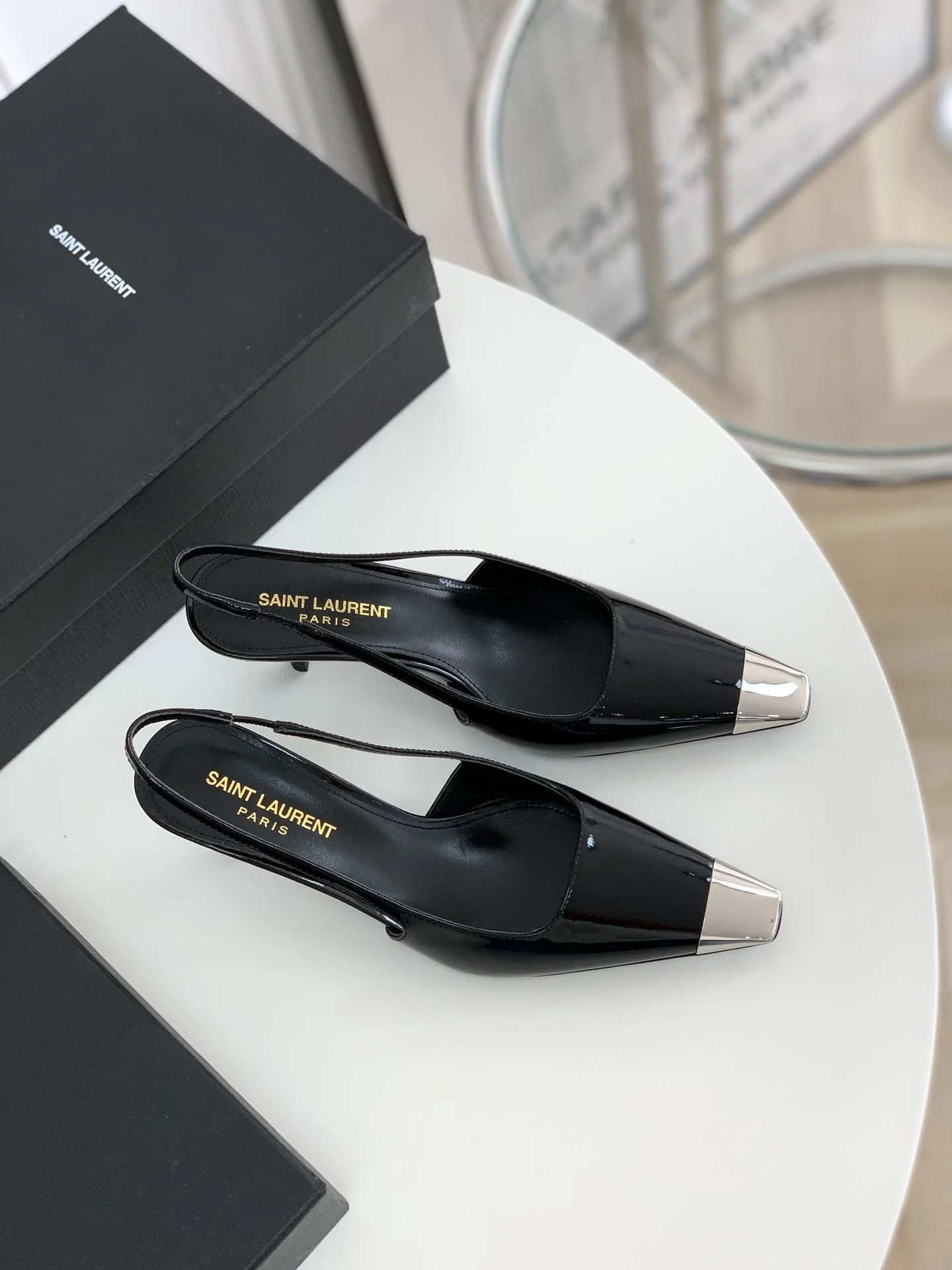 TechFriendly Ysl Sandals 5711