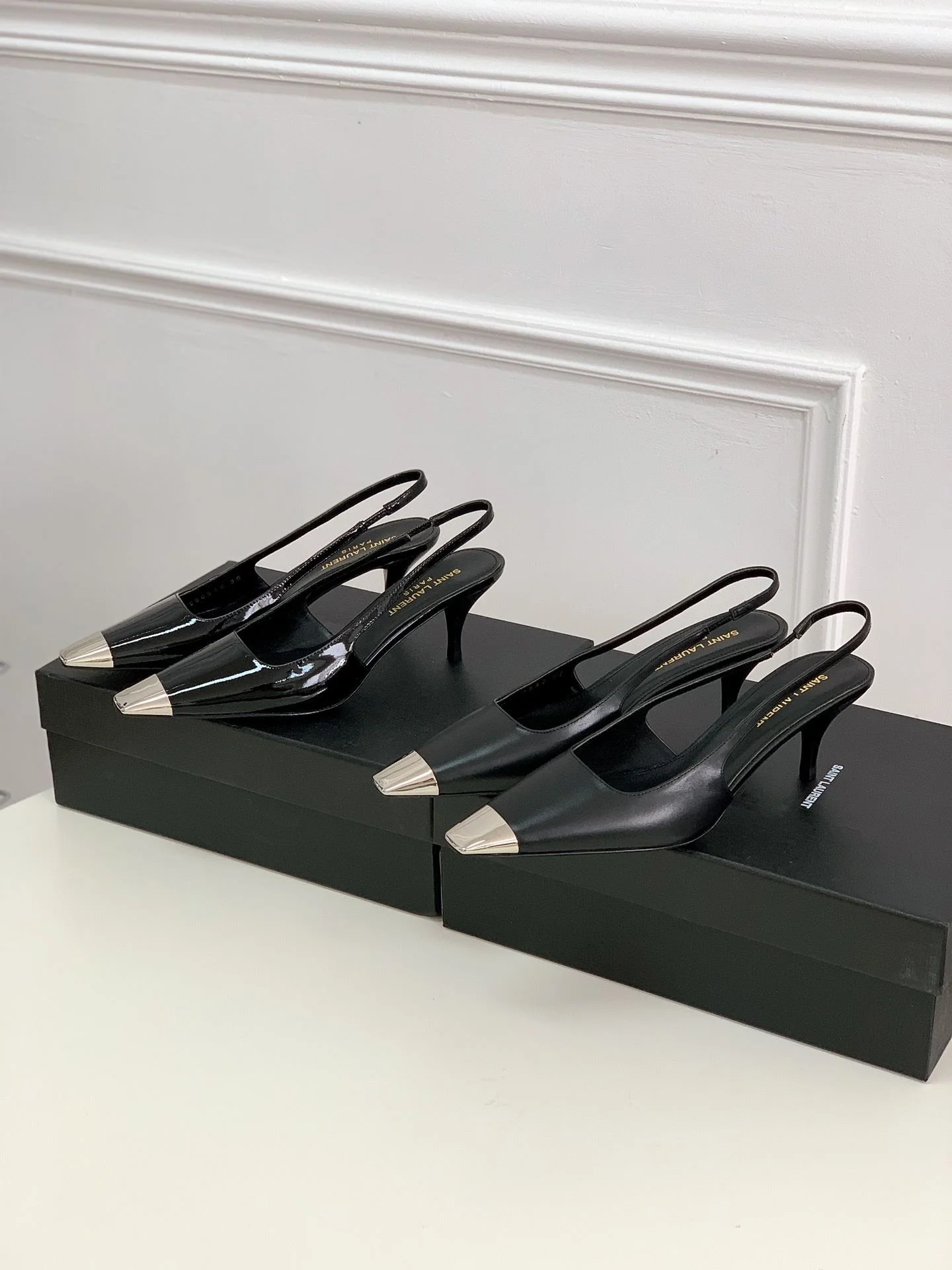 TechFriendly Ysl Sandals 5711