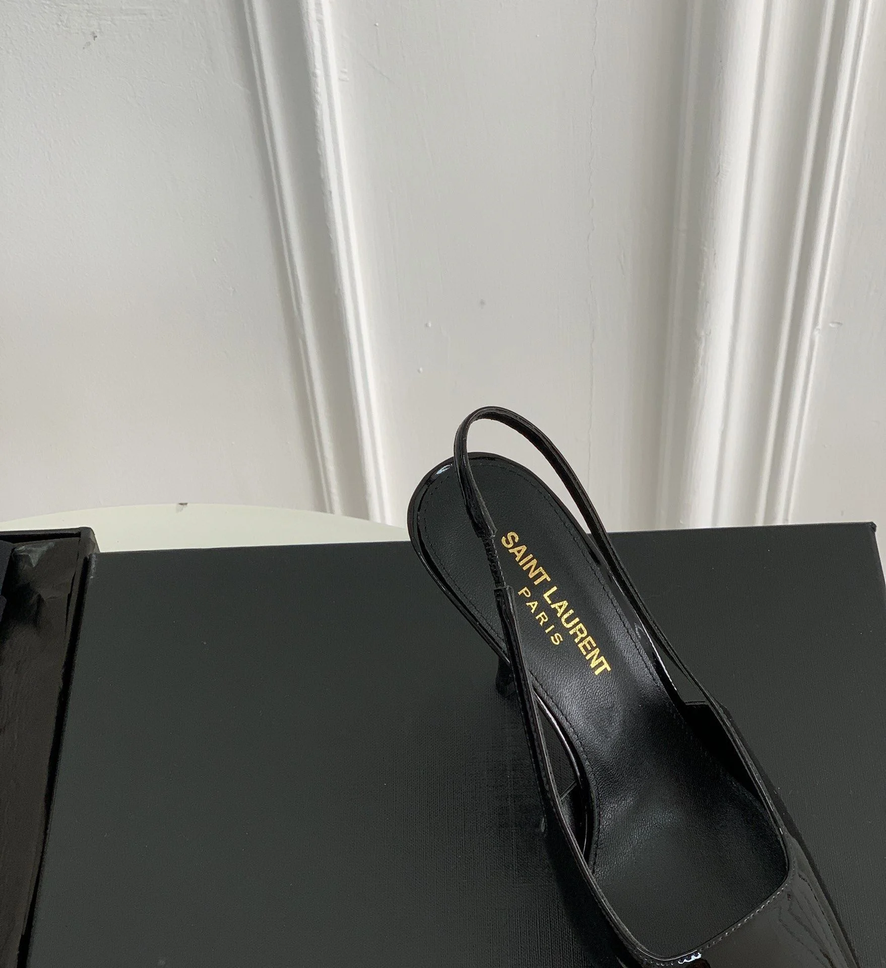 Elegant Ysl Sandals 5831