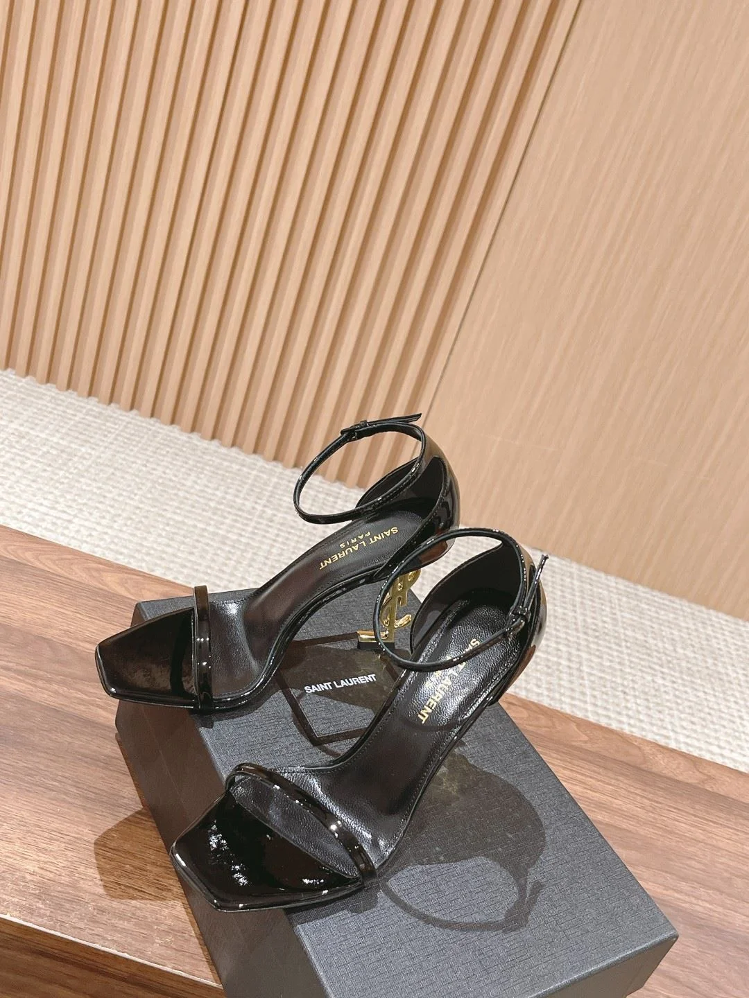 Ysl Sandals Durable 5727
