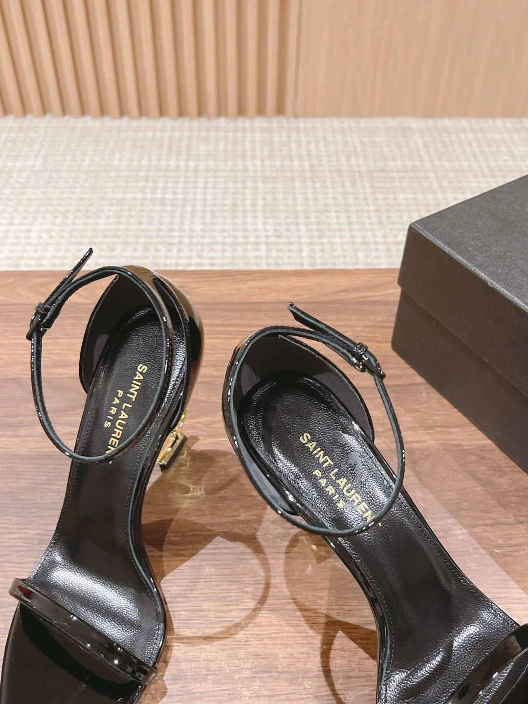 Ysl Sandals Durable 5727
