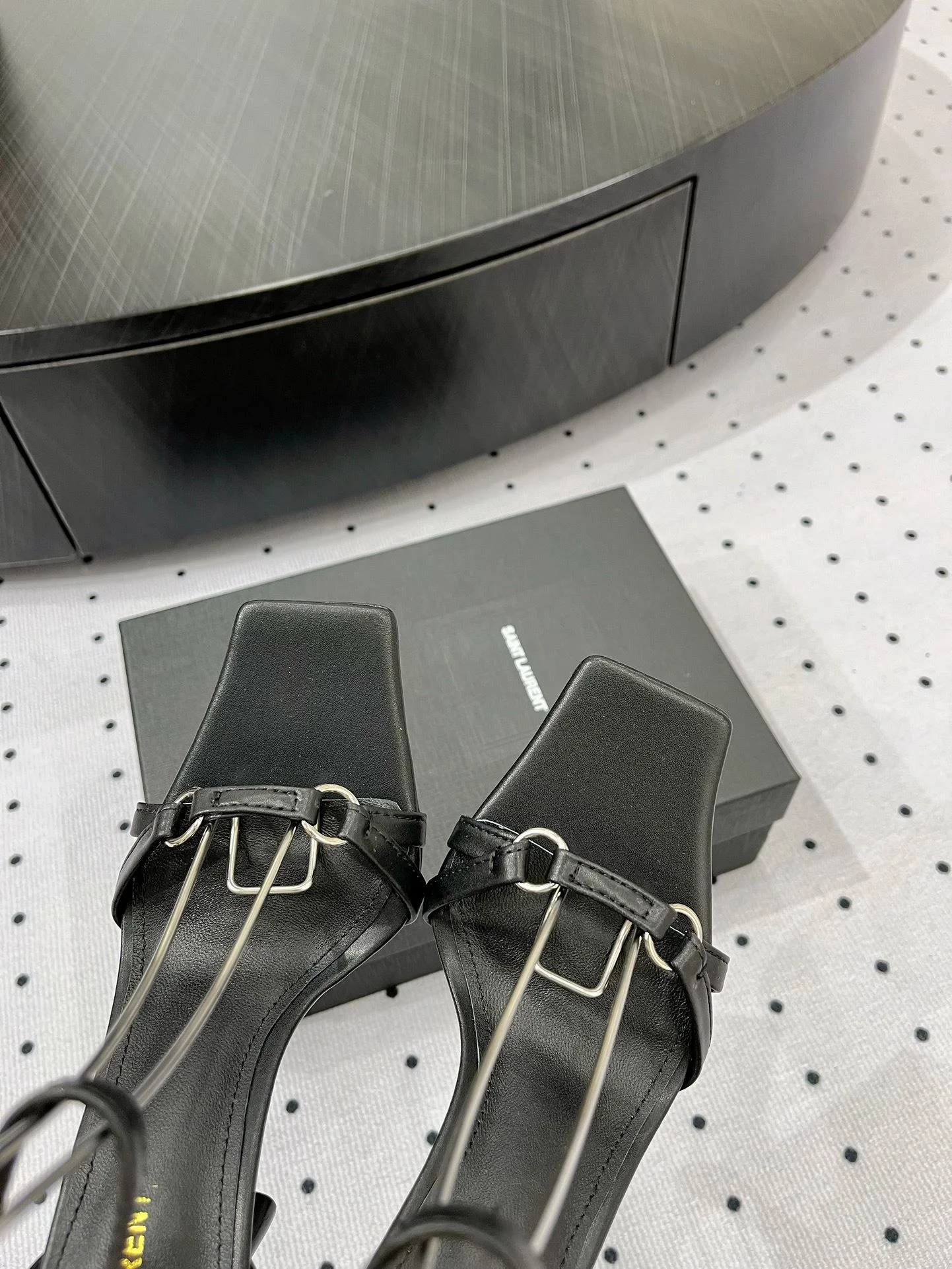 Ysl Sandals Stretchable 5699