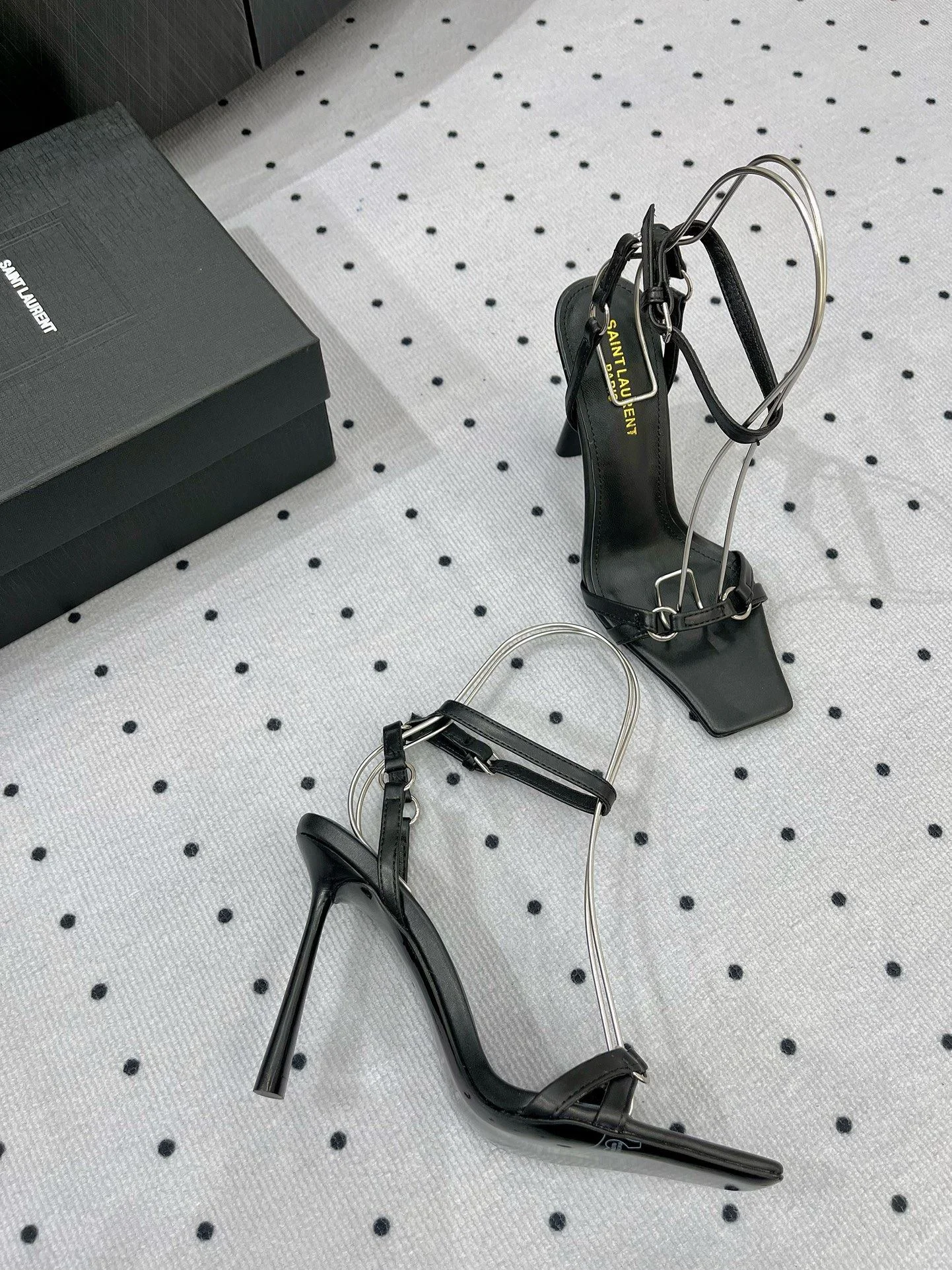 Ysl Sandals Stretchable 5699