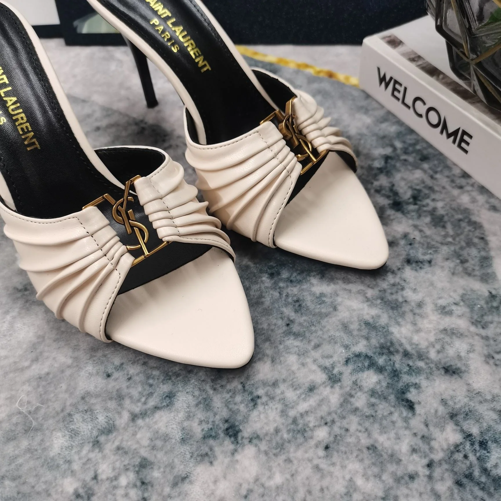 Ysl Sandals Elegant 5696